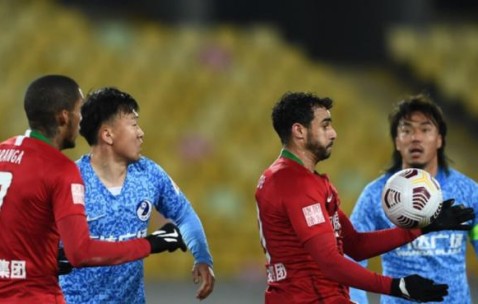 开云体育-大连人暂摆脱降级区 拉尔森欣喜：很幸运将球打进